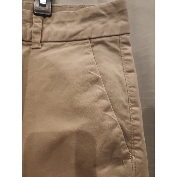 Gap Women's Relaxed‎  Girlfriend Shorts QLS08985 3.5-Inch Inseam Shorts - Picture 4 of 7